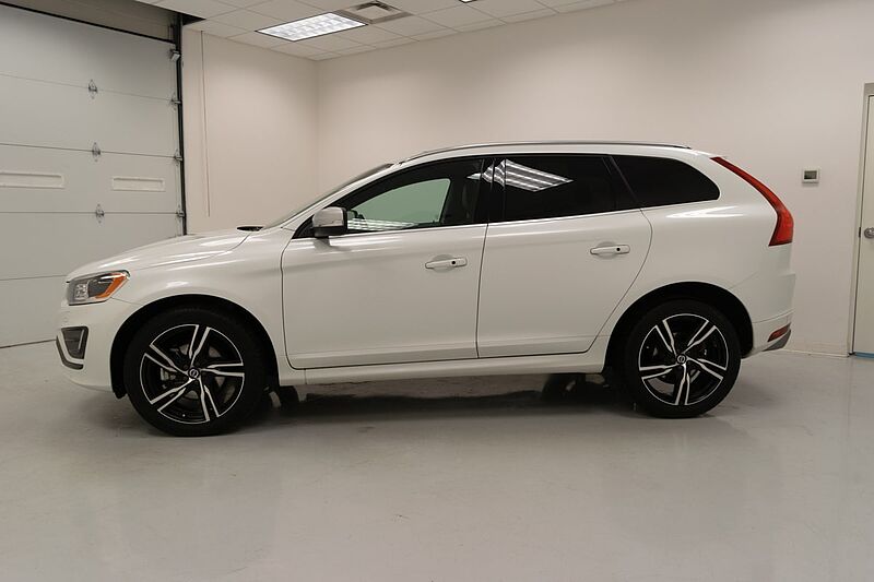 Volvo XC60 T6 AWD R-Design Platinum │White│2017│93,735 mi│Omaha